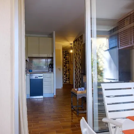 Facing The Port 50m From The Apartament Roquebrune-sur Argens