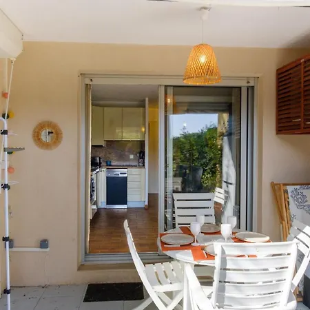 Facing The Port 50m From The * Roquebrune-sur Argens