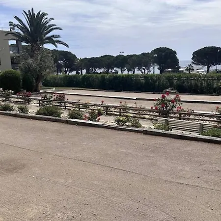 Facing The Port 50m From The * Roquebrune-sur Argens