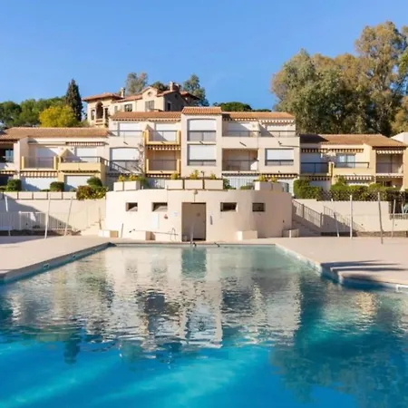 Facing The Port 50m From The Roquebrune-sur Argens
